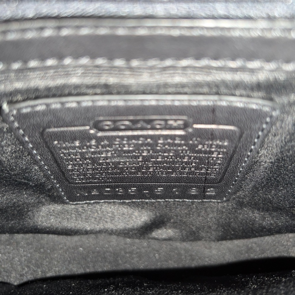 Vintage Coach Red Pebbled Leather Crossbody with Black Leather Tab Clutch - Picture 3 of 13